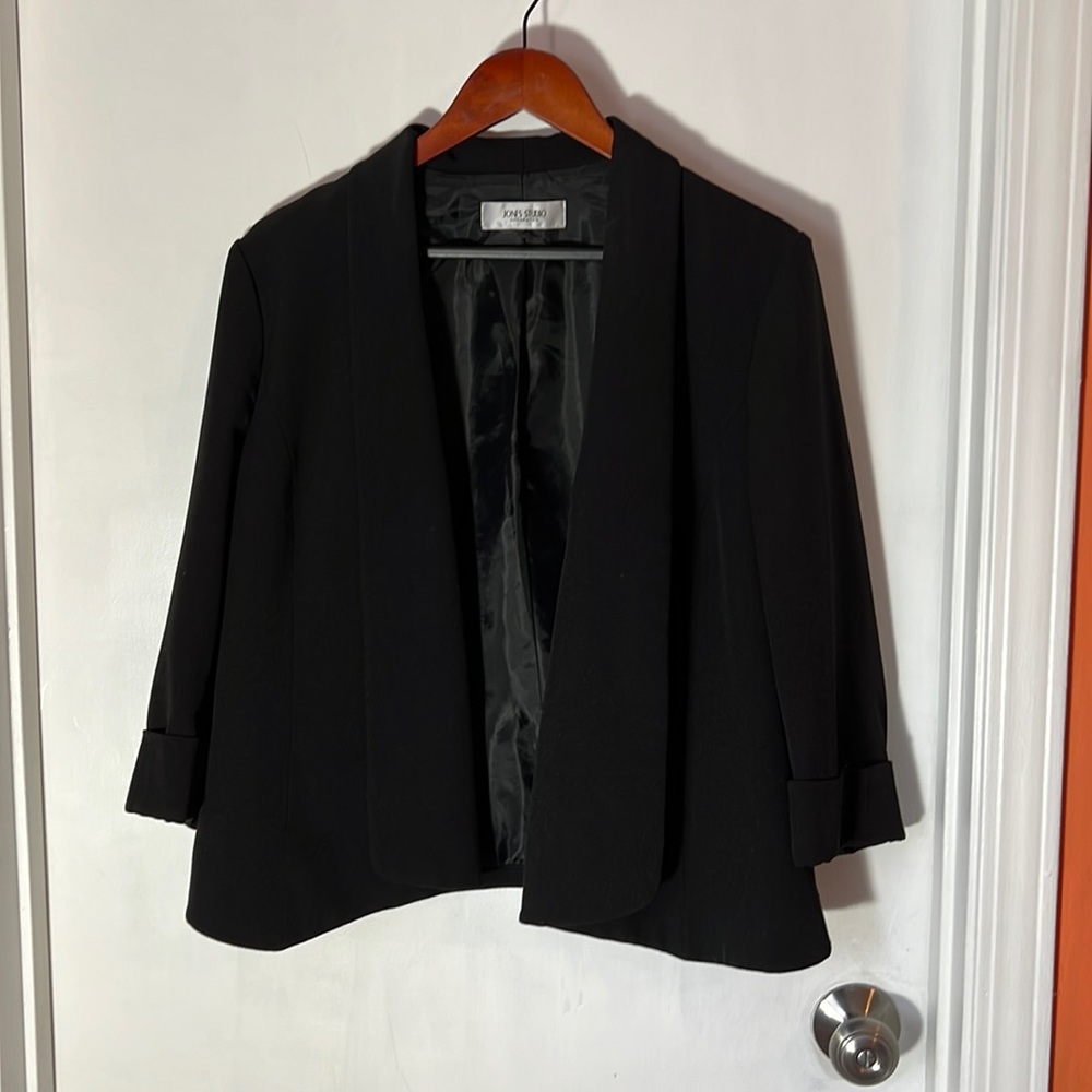 Jones Studio blazer size 14